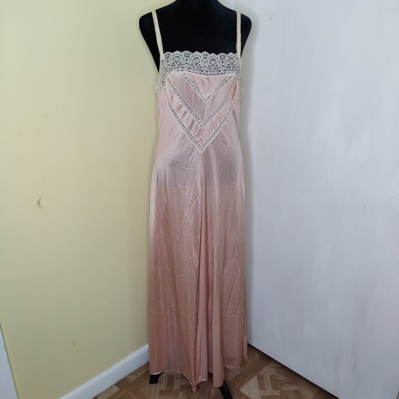 Vintage 2 piece lace nightgown - Picture 3 of 4